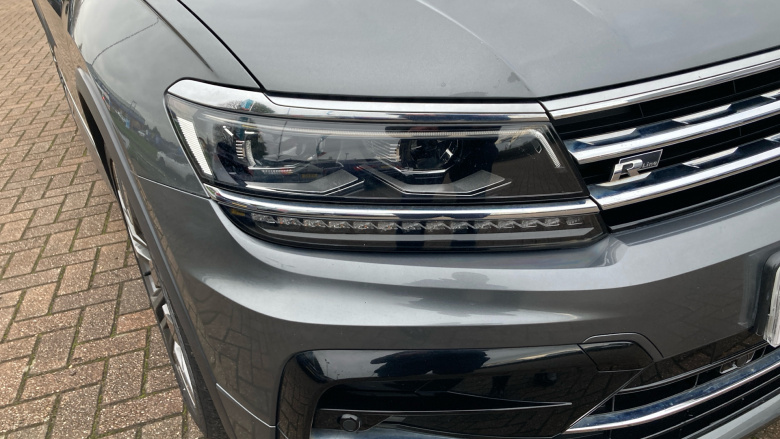 Volkswagen Tiguan 2.0 TDi 150 R-Line 5dr Diesel Estate